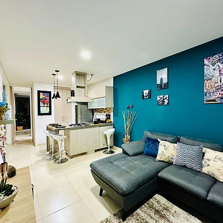 Apartamento Privado Vacacional A 5M Del Aeropuerto, 20 Minutos Del Parque Del Cafe Y Centro De Armenia Con 4 Piscinas, 3 Jacuzzi, Sauna By Molca Xperiences 3H Luaran gambar
