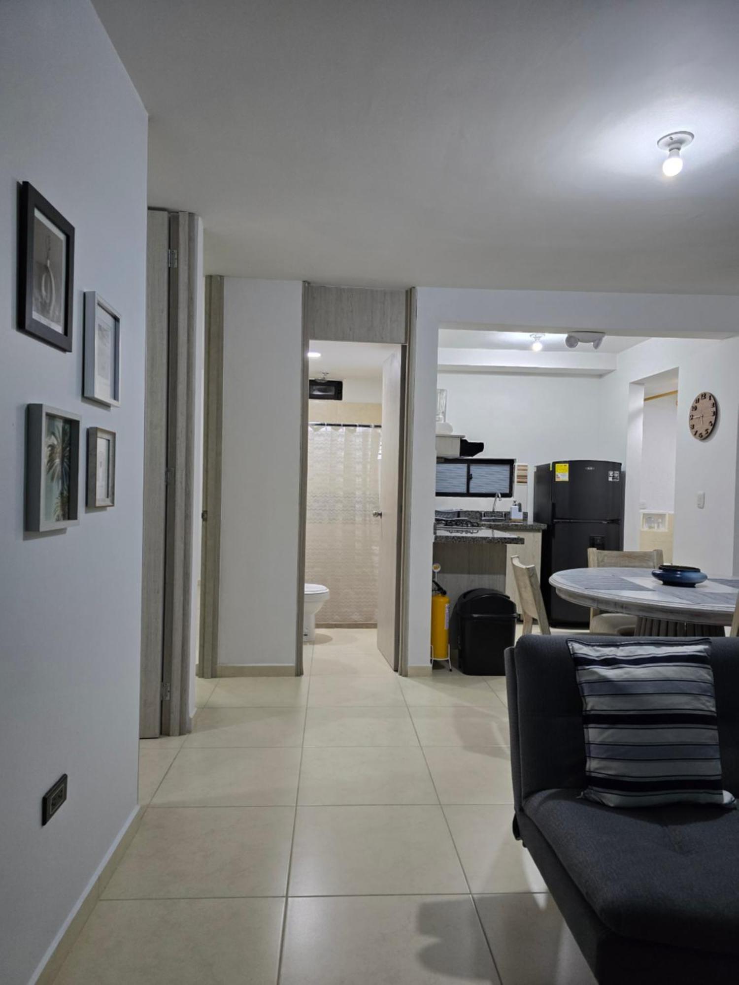 Apartamento Privado Vacacional A 5M Del Aeropuerto, 20 Minutos Del Parque Del Cafe Y Centro De Armenia Con 4 Piscinas, 3 Jacuzzi, Sauna By Molca Xperiences 3H Luaran gambar