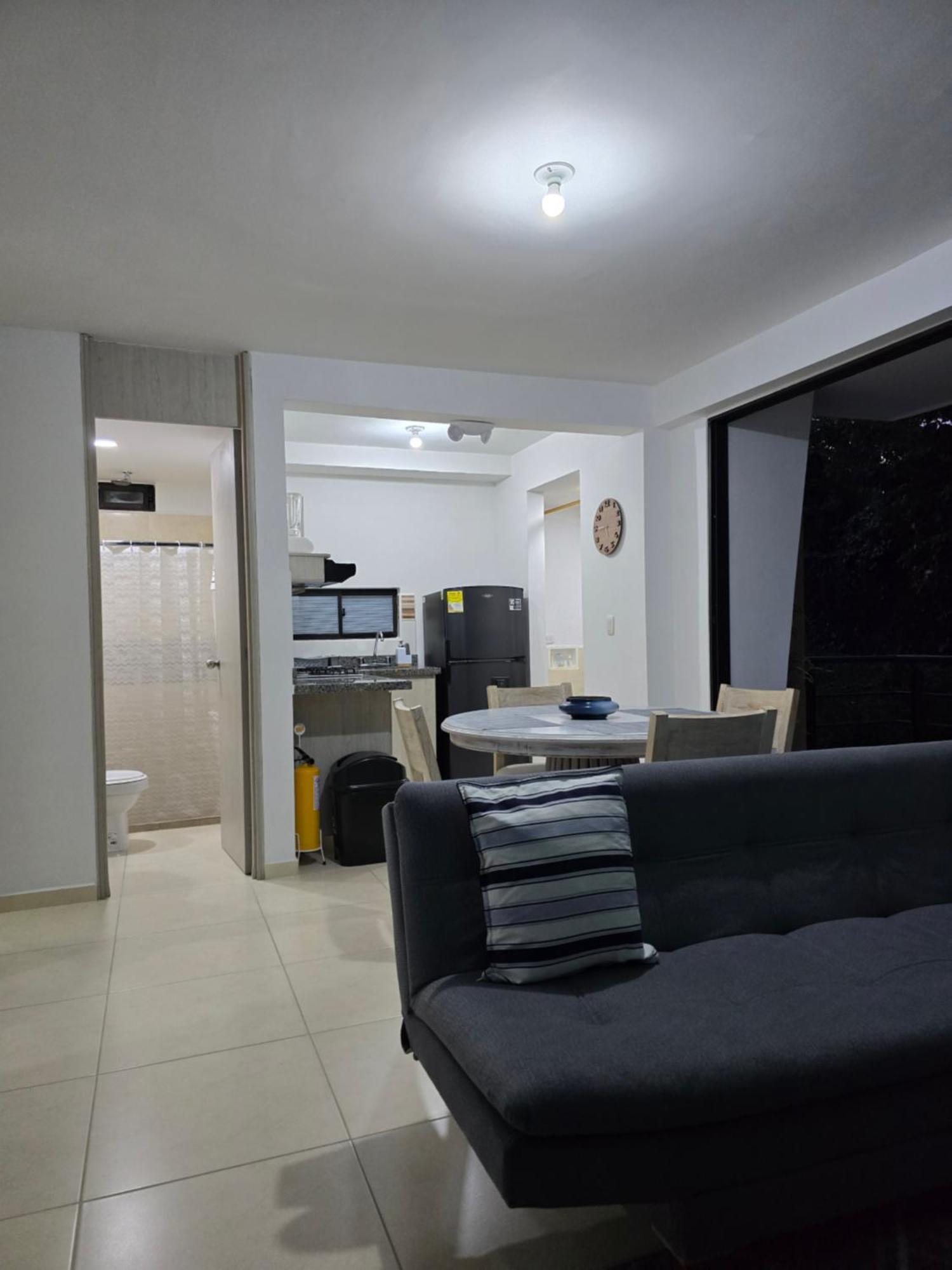 Apartamento Privado Vacacional A 5M Del Aeropuerto, 20 Minutos Del Parque Del Cafe Y Centro De Armenia Con 4 Piscinas, 3 Jacuzzi, Sauna By Molca Xperiences 3H Luaran gambar