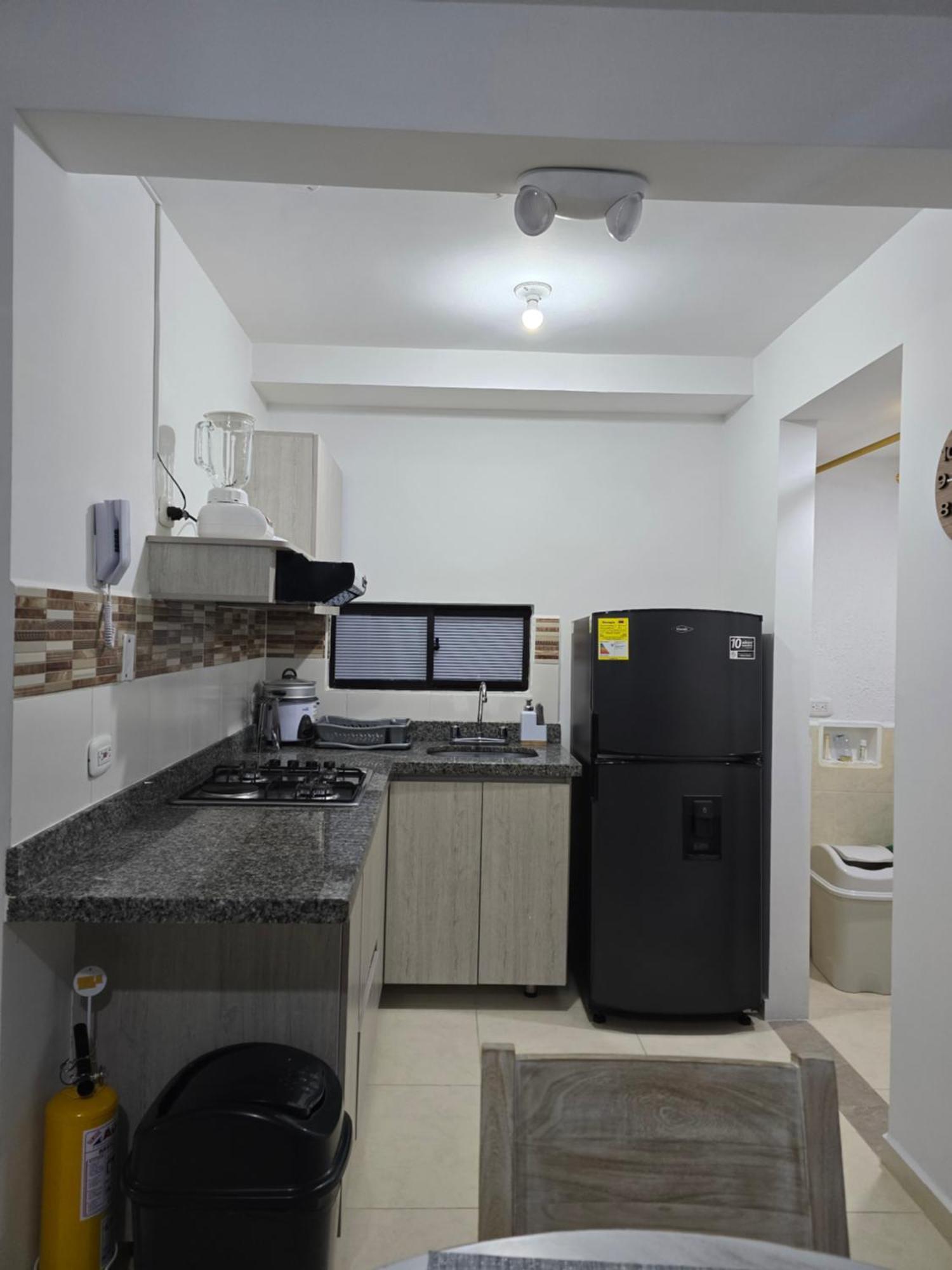 Apartamento Privado Vacacional A 5M Del Aeropuerto, 20 Minutos Del Parque Del Cafe Y Centro De Armenia Con 4 Piscinas, 3 Jacuzzi, Sauna By Molca Xperiences 3H Luaran gambar