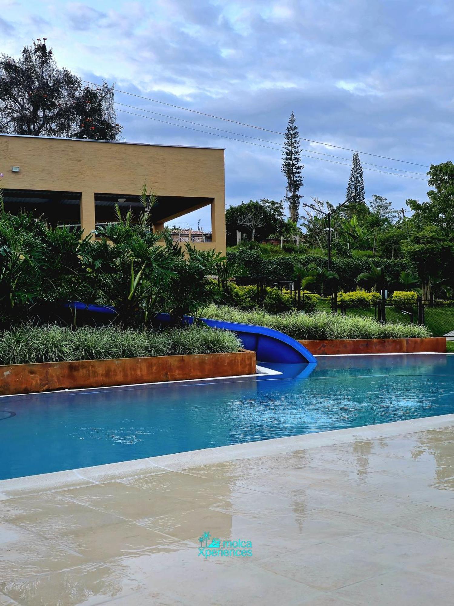 Apartamento Privado Vacacional A 5M Del Aeropuerto, 20 Minutos Del Parque Del Cafe Y Centro De Armenia Con 4 Piscinas, 3 Jacuzzi, Sauna By Molca Xperiences 3H Luaran gambar