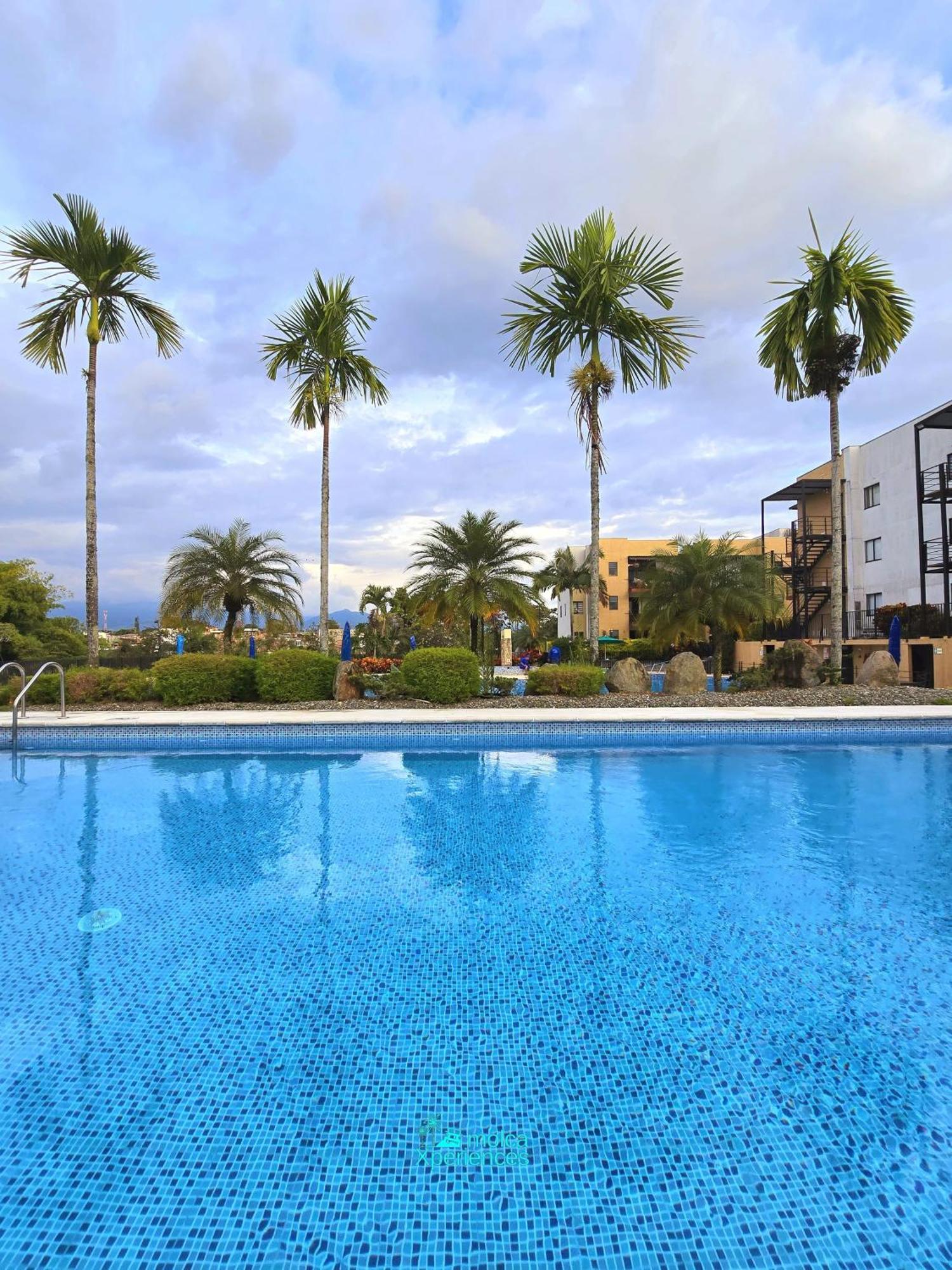 Apartamento Privado Vacacional A 5M Del Aeropuerto, 20 Minutos Del Parque Del Cafe Y Centro De Armenia Con 4 Piscinas, 3 Jacuzzi, Sauna By Molca Xperiences 3H Luaran gambar