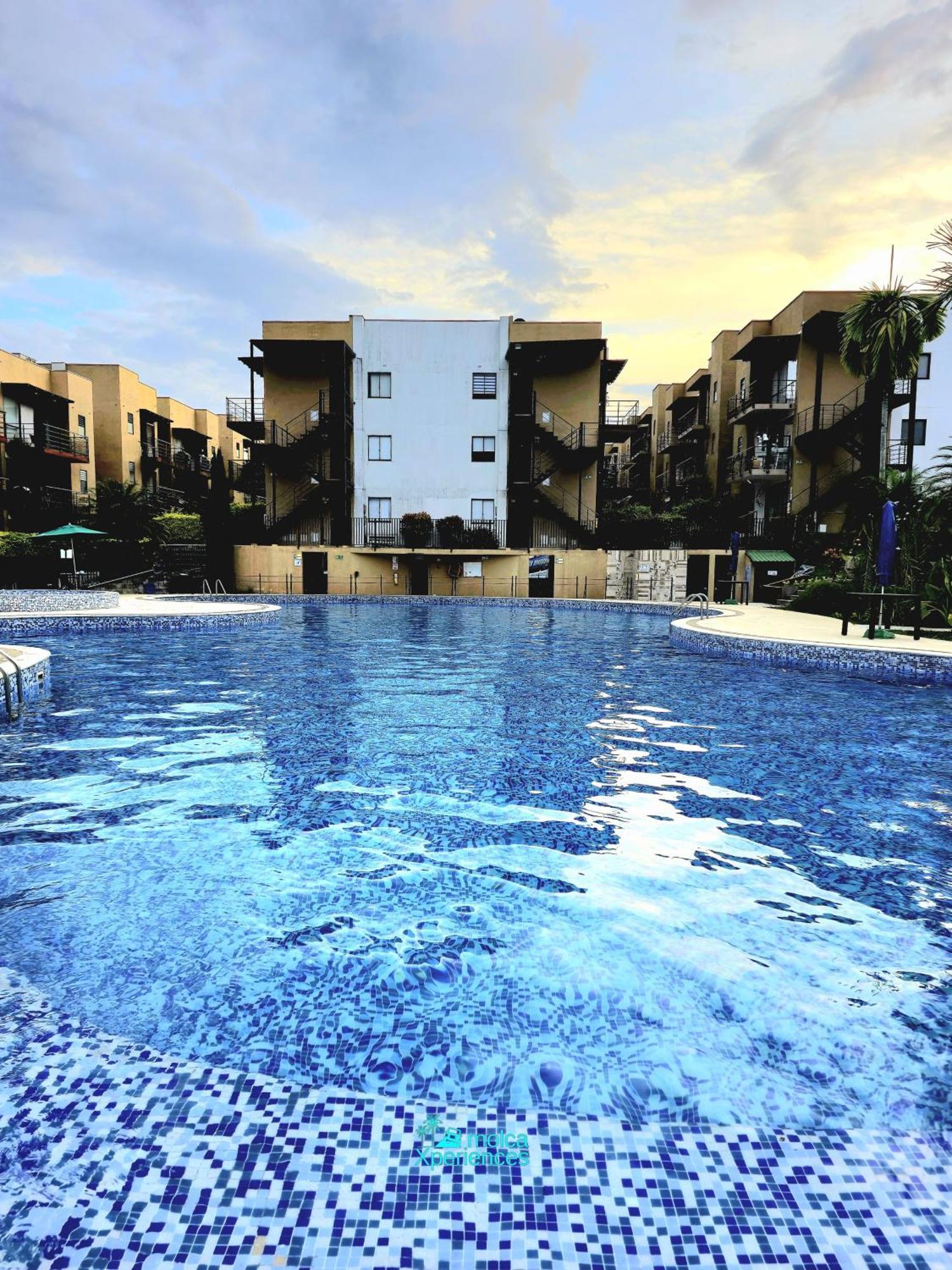 Apartamento Privado Vacacional A 5M Del Aeropuerto, 20 Minutos Del Parque Del Cafe Y Centro De Armenia Con 4 Piscinas, 3 Jacuzzi, Sauna By Molca Xperiences 3H Luaran gambar